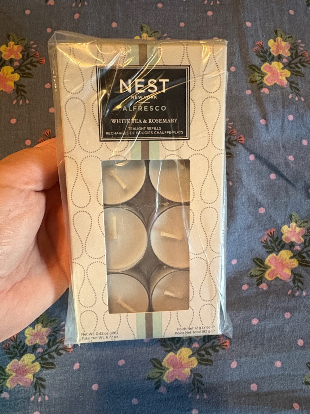 NEST Fragrances Alfresco White Tea & Rosemary Tealight Refills — White